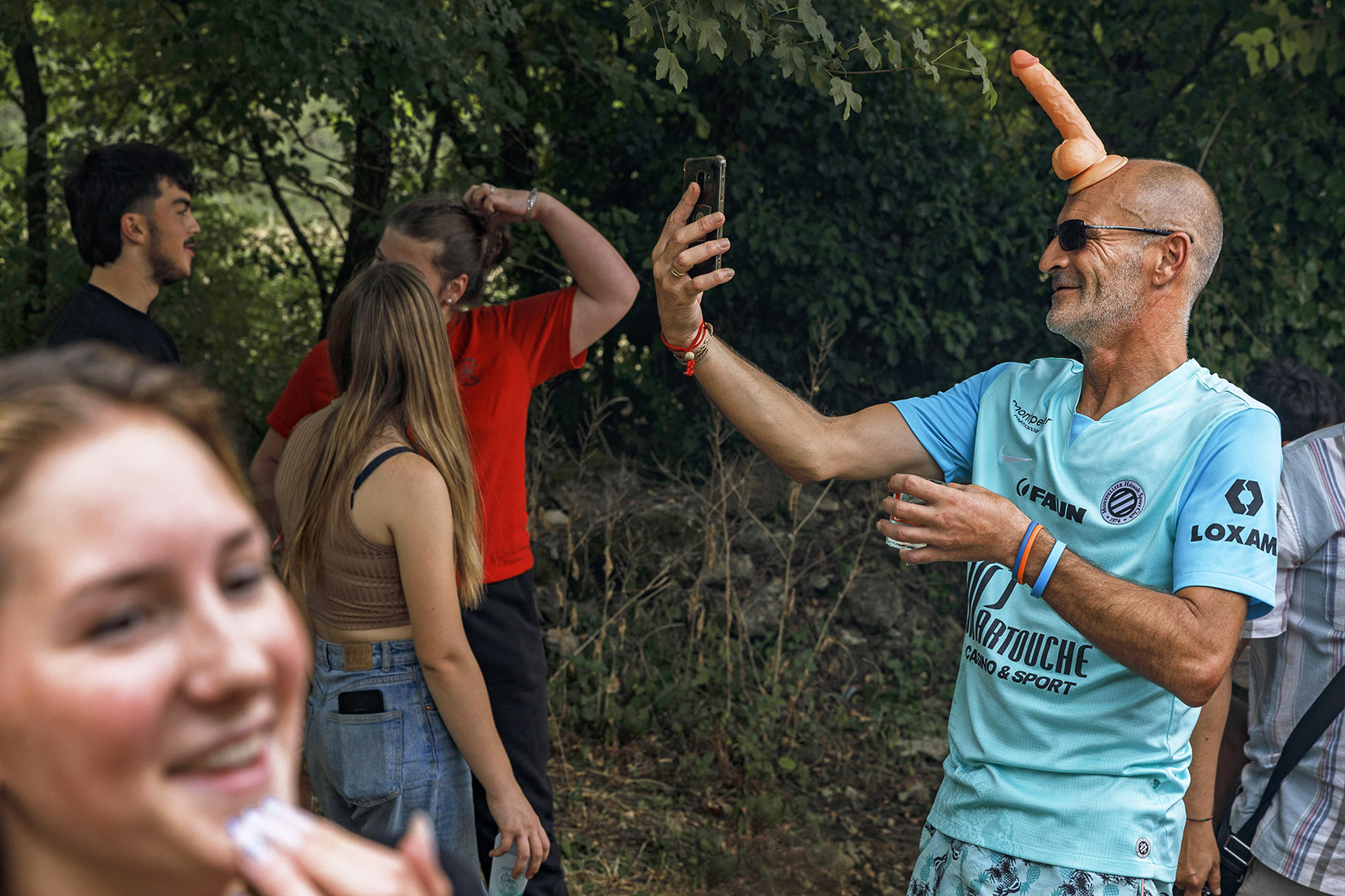 Photographie de l'instant, moment pittoresque scellé sur pellicule pendant un séjour dans le Larzac. Photographie de Claude Lecante.
#streetphotography #claudelecante #sexphotography @fun @claudelecante @streetphotography