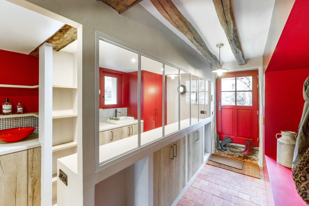 Photographies de Claude Lecante d'une maison dans le Perche rénovée par une architecte. #architecture #design #decoration #deco #building @claudelecante @clecantephotography @architectureint @photography_architecture #perche