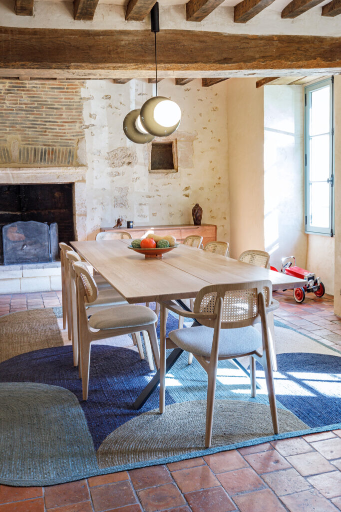 Photographies de Claude Lecante d'une maison dans le Perche rénovée par une architecte. #architecture #design #decoration #deco #building @claudelecante @clecantephotography @architectureint @photography_architecture #perche