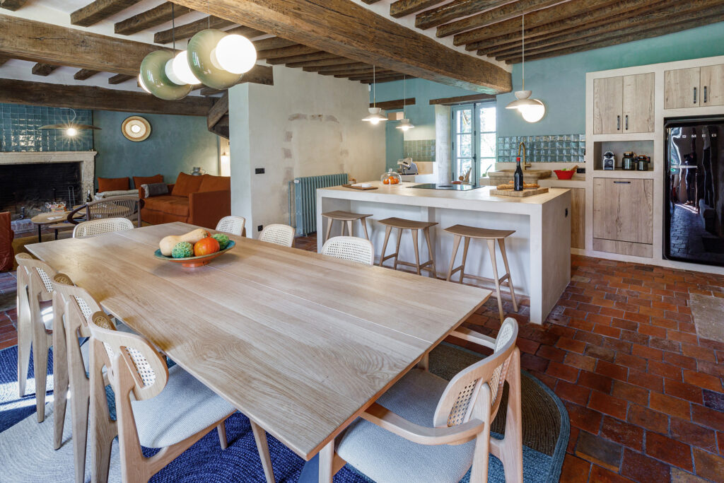 Photographies de Claude Lecante d'une maison dans le Perche rénovée par une architecte. #architecture #design #decoration #deco #building @claudelecante @clecantephotography @architectureint @photography_architecture #perche